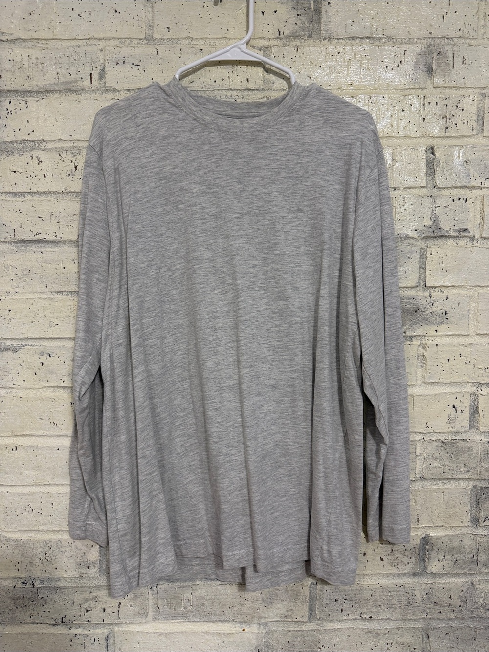 Seventh Avenue Men's Long-Sleeve Crewneck Shirt - Light Gray